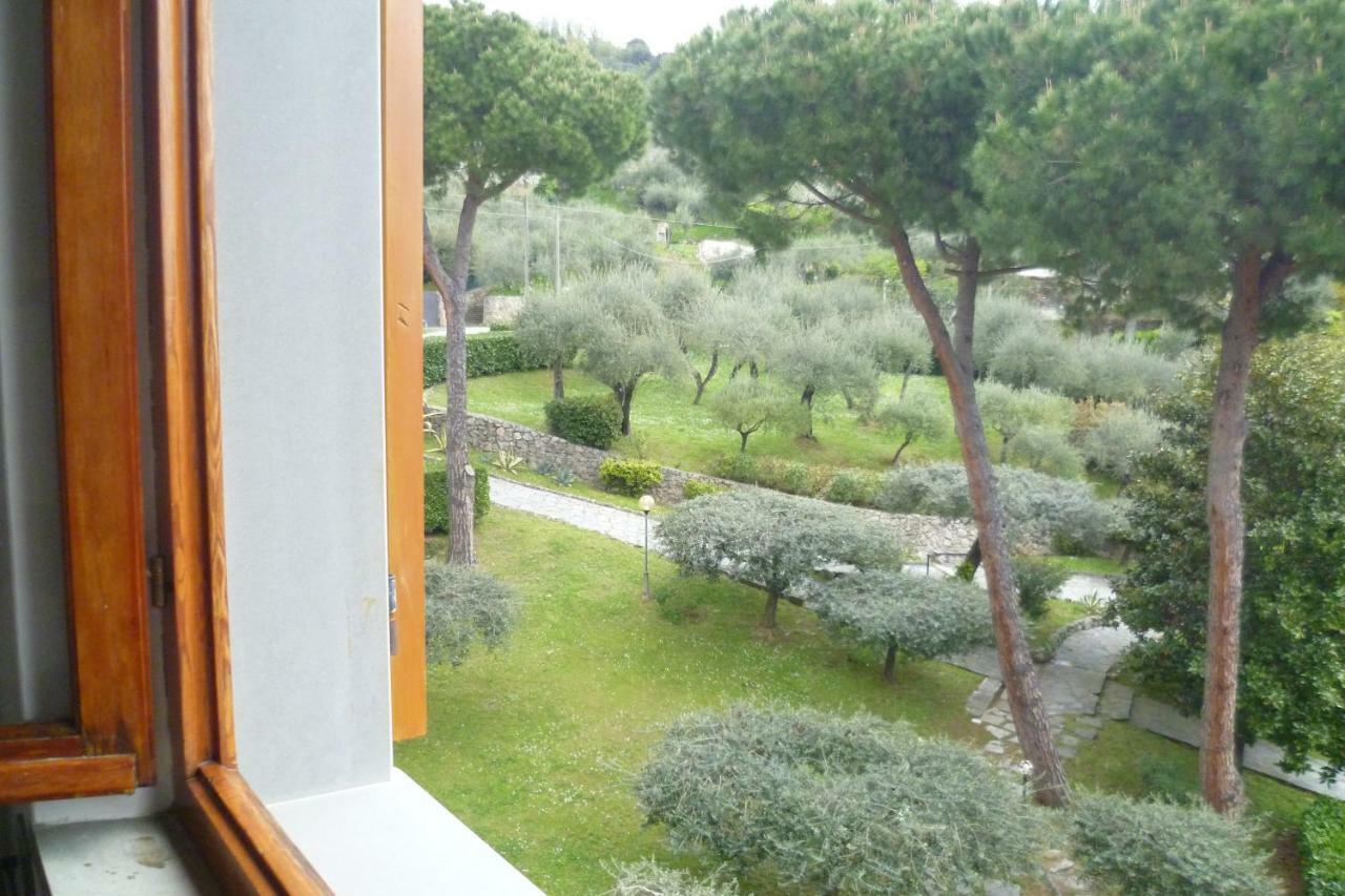La Casa Del Pittore Anna House ليريسي المظهر الخارجي الصورة