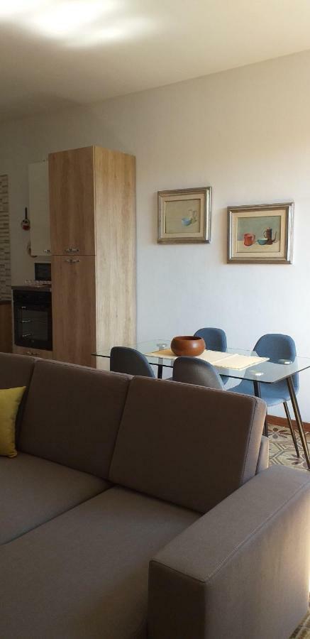 La Casa Del Pittore Anna House ليريسي المظهر الخارجي الصورة